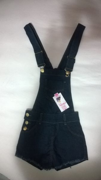 Jardineira Infanto juvenil short saia